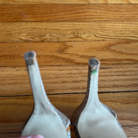 Steve Madden Gold Shimmy Heels - Picture 7 of 10